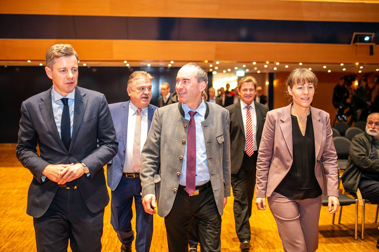 Energiegipfel_Hof_20221219 1