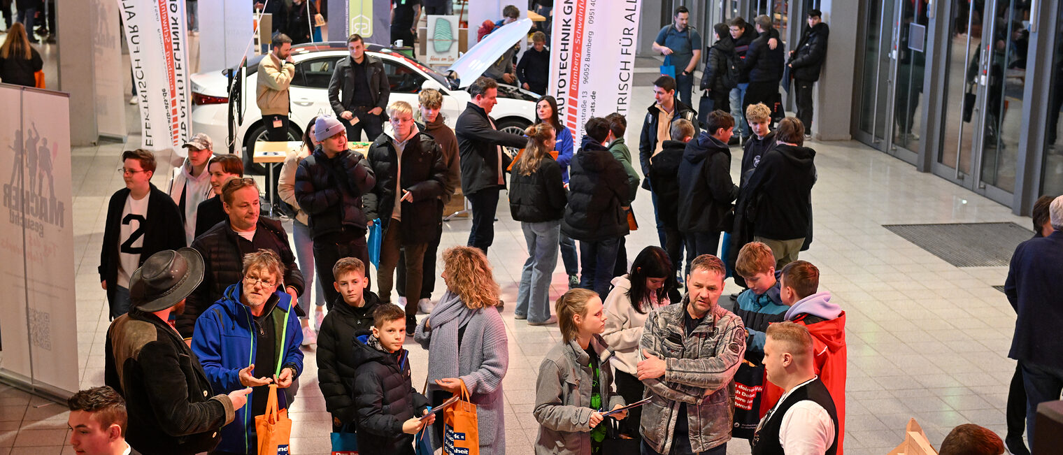 Tag des Handwerks in der Brosearena Foto: Ronald Rinklef