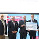 Gruppenbild bei der Siegerurkundenübergabe mit Reinhard Bauer, Matthias Graßmann, Wolfgang Fösel, Joachim Hausner und Professor Frank Döpper