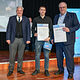 HWK-Prösident Matthias Graßmann, Kammersieger Florian Deucker und HWK-Hauptgeschäftsführer Reinhard Bauer