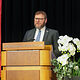 Kreishandwerksmeister Karl-Michael Hopf hält eine Rede.