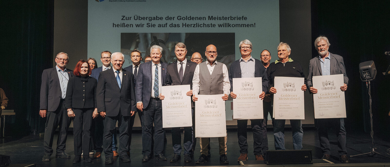 Gruppenbild der Goldenen Meisterinnen und Meister aus Coburg