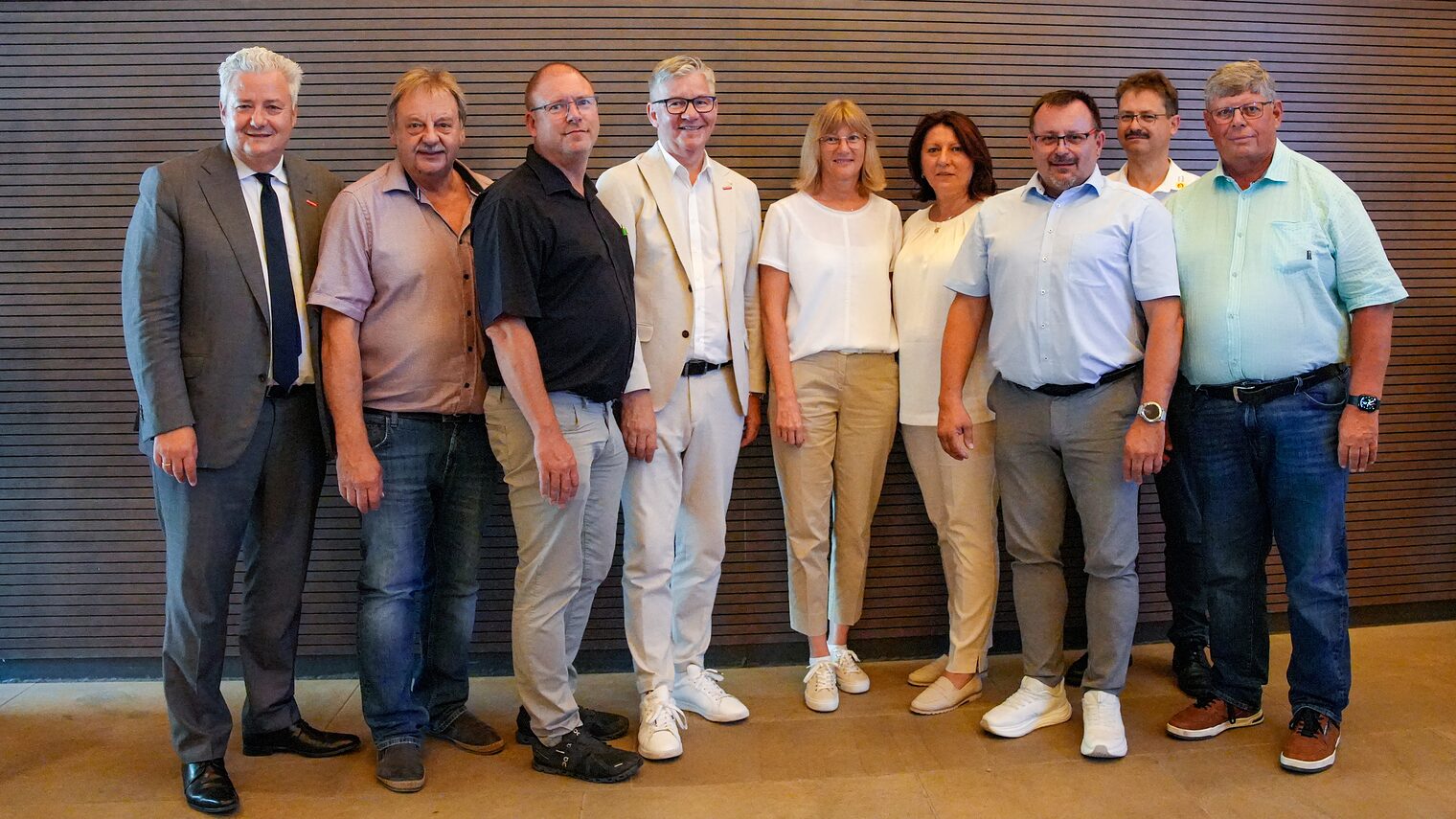 Gruppenbild von Matthias Graßmann, Heinrich Schneider, Jens Beland, Christian Herpich, Anja Wimmer, Anita Heinisch, Harald Sattler, Bernd Zeilmann und Michael Klein