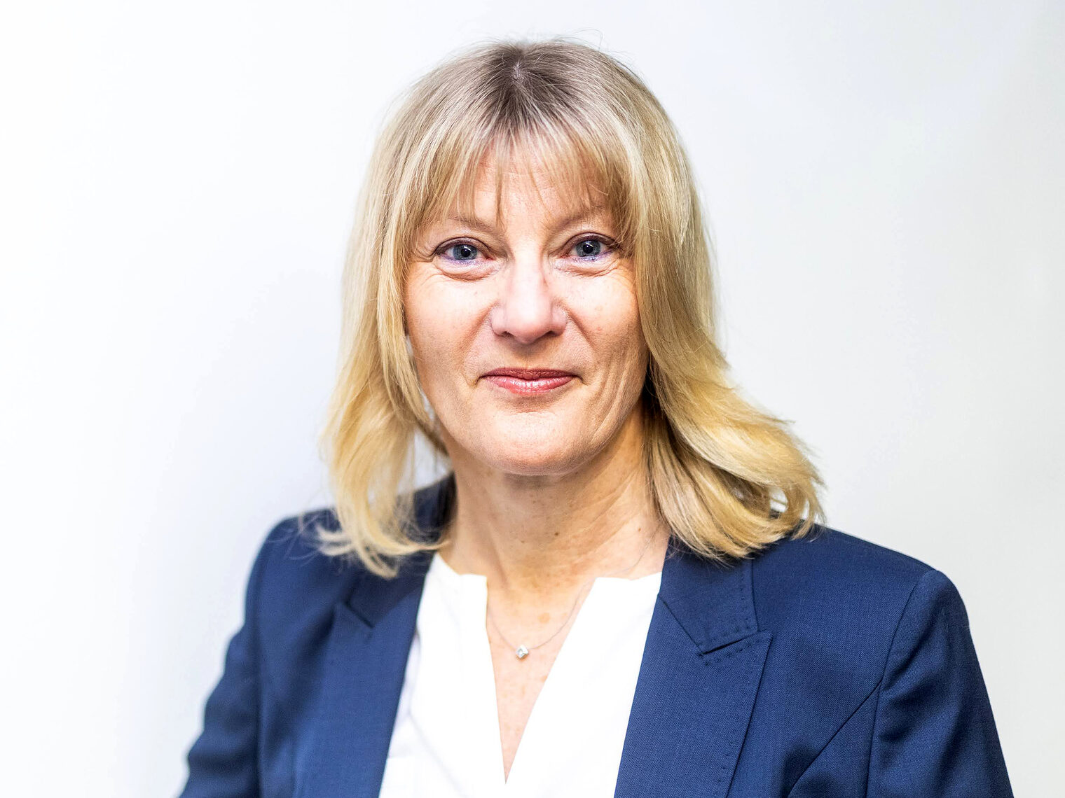 Porträtbild von Anja Wimmer