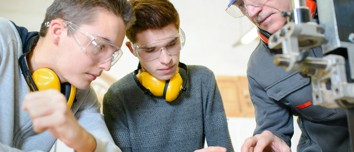 Woodwork apprenticeship Schlagwort(e): _#C_10729, _#M_Phomar_Hugo, _#M_Phomar_Leo, _#M_Phosou_Jean, apprentice, apprenticeship, building, carpenter, carpentry, construction, craft, craftsman, cutting, factory, gloves, goggles, headphones, indoors, industrial, industry, intern, laborer, machine, man, manual, occupation, persons, plank, production, professional, profile, protection, senior, standing, teach, training, view, wood, wood apprentice, work, worker, workshop, apprentice, apprenticeship, building, carpenter, carpentry, construction, craft, craftsman, cutting, factory, gloves, goggles, headphones, indoors, industrial, industry, intern, laborer, machine, man, manual, occupation, persons, plank, production, professional, profile, protection, senior, standing, teach, training, view, wood, wood apprentice, work, worker, workshop