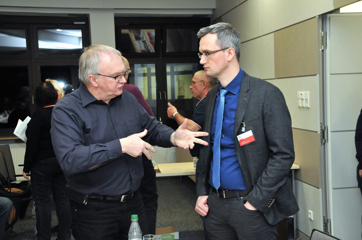 Intensiver Austausch mit den Referenten, hier Jan Heitkötter von der Handwerkskammer Bremen, bei der Informationsveranstaltung zum Thema eRechnung.