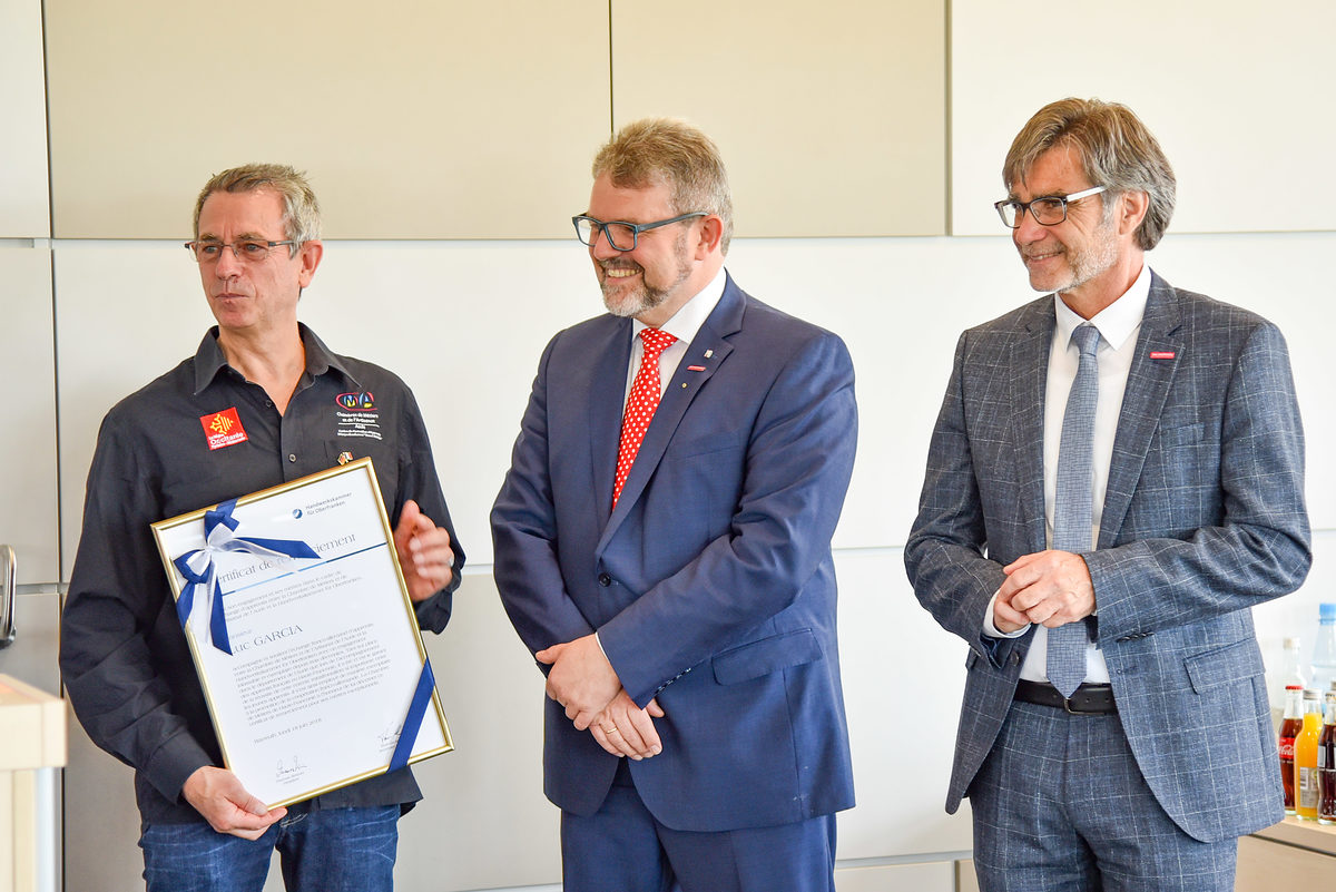 Luc Garcia, Verantwortlicher der CMA für den französischen-deutschen Austausches, zeigte sich angesichts der Ehrung sichtlich bewegt. Luc Garcia, Verantwortlicher der CMA für den französischen-deutschen Austausches, zeigte sich angesichts der Ehrung sichtlich bewegt.