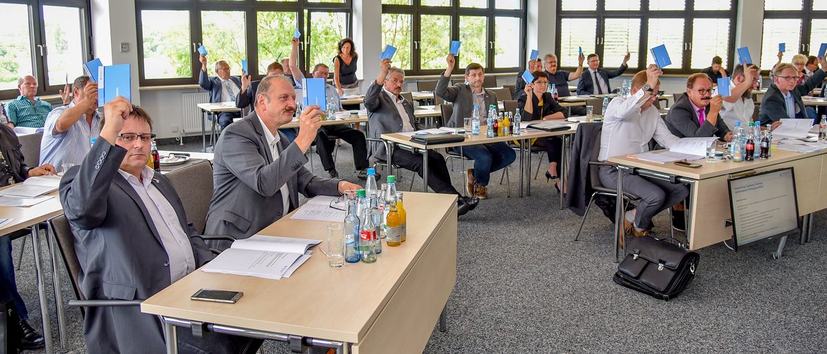 Folgte den Beschlussvorlagen des Vorstands: die Vollversammlung der HWK für Oberfranken. Folgte den Beschlussvorlagen des Vorstands: die Vollversammlung der HWK für Oberfranken.