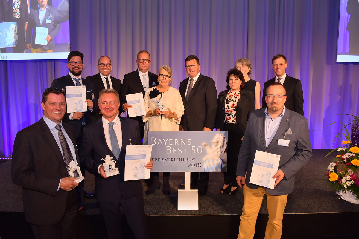 Ausgezeichnete Leistungen des oberfränkischen Handwerks: Bayerns Wirtschaftsminister Franz Josef Pschierer ehrte die Mich. Weyermann GmbH & Co.KG aus Bamberg, die Musikhaus Thomann GmbH aus Burgebrach und die Robert Hofmann GmbH aus Lichtenfels als Bayerns Best 50. Ausgezeichnete Leistungen des oberfränkischen Handwerks: Bayerns Wirtschaftsminister Franz Josef Pschierer ehrte die Mich. Weyermann GmbH & Co.KG aus Bamberg, die Musikhaus Thomann GmbH aus Burgebrach und die Robert Hofmann GmbH aus Lichtenfels als Bayerns Best 50.