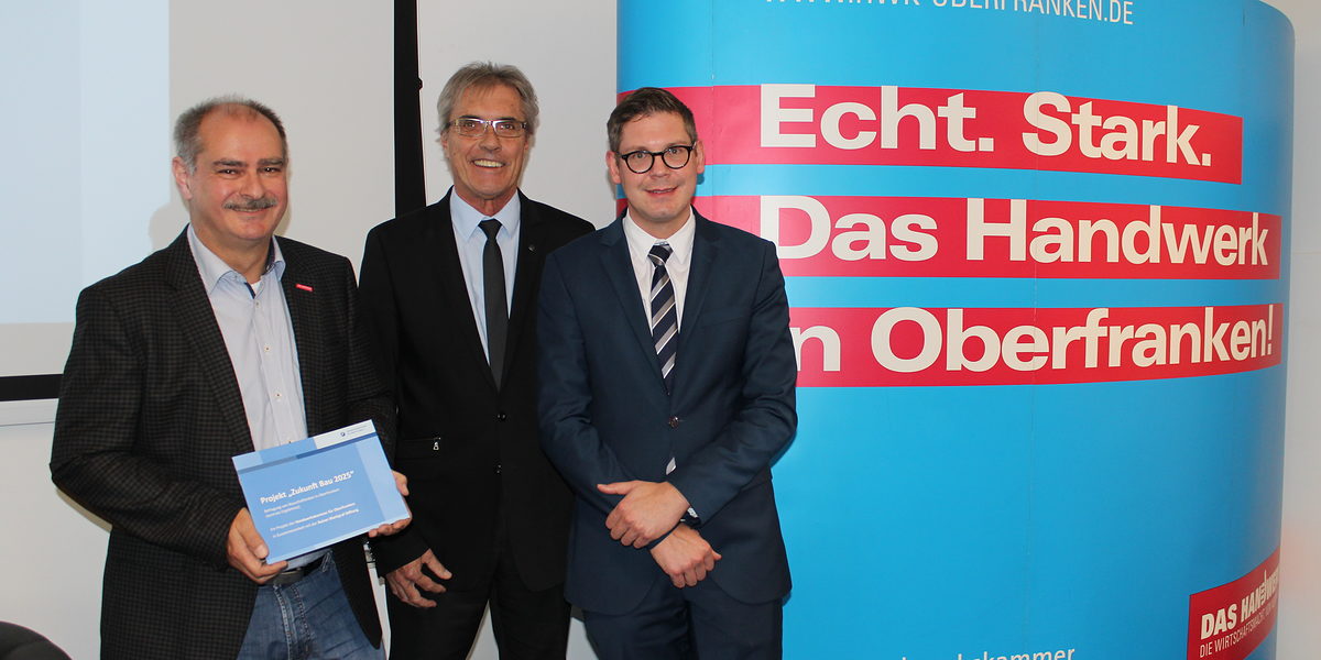 Projektleiter Helmut Kohler (HWK), Dr. Bernd Sauer (HWK) und Florian Prosch (Rainer Markgraf Stiftung). Projektleiter Helmut Kohler (HWK), Dr. Bernd Sauer (HWK) und Florian Prosch (Rainer Markgraf Stiftung).