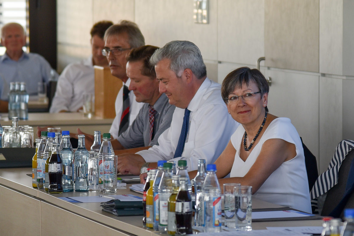 Kommt regelmäßig zu den Vollversammlungen der Handwerkskammer: Regierungspräsidentin Heidrun Piwernetz. Kommt regelmäßig zu den Vollversammlungen der Handwerkskammer: Regierungspräsidentin Heidrun Piwernetz.