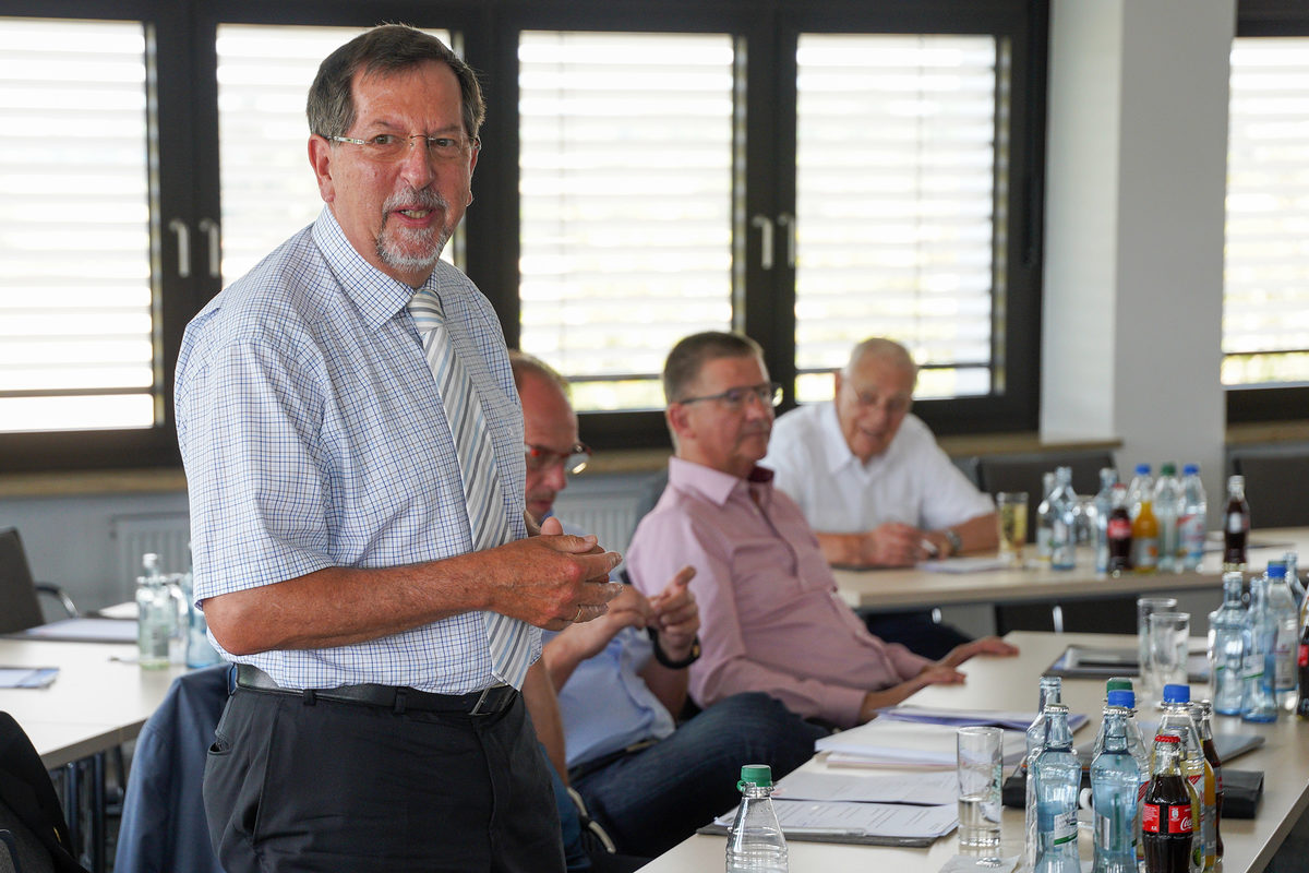 Roland Brecheis ist eine starke Stimme in der Vollversammlung der HWK für Oberfranken. Roland Brecheis ist eine starke Stimme in der Vollversammlung der HWK für Oberfranken.