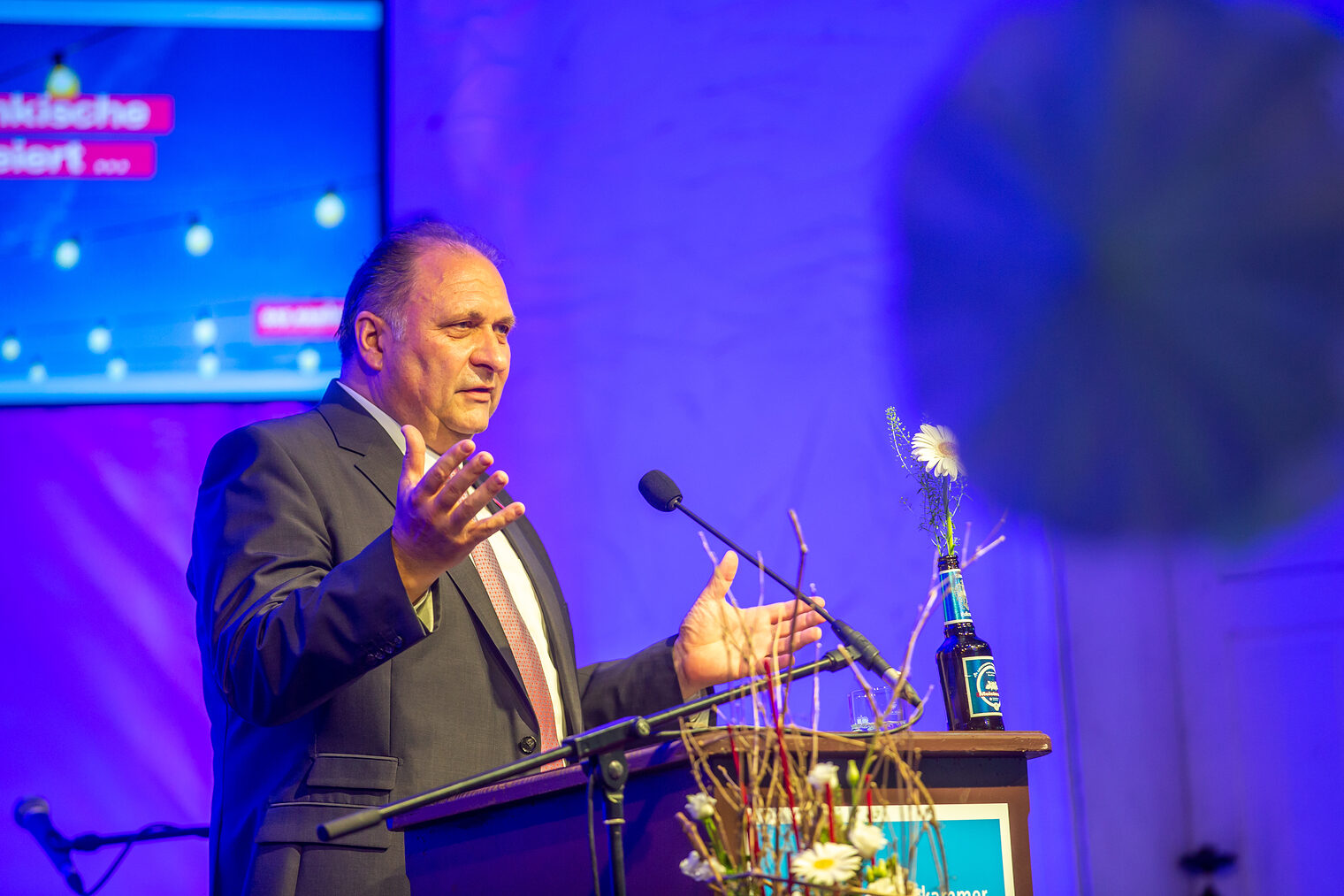 Oberster Repräsentant des Handwerks in Deutschland: Hans Peter Wollseifer, der Präsident der Zentralverbands des deutschen Handwerks. Aiwanger, HWK, Sommerempfang, Wollseifer