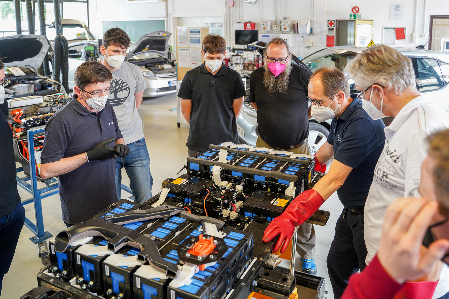 Einblick in das Herz von Batteriesystemen von aktuellen E-Autos.