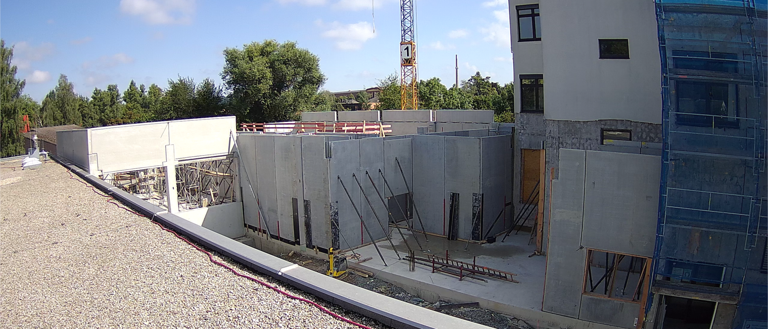 Die Bauarbeiten an dem neuen Teilkomplex des BTZ Hof der Handwerkskammer für Oberfranken gehen Tag vor Tag voran.